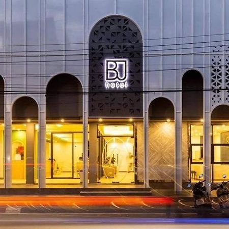 Bj City Hotel Сурат Тхани Екстериор снимка